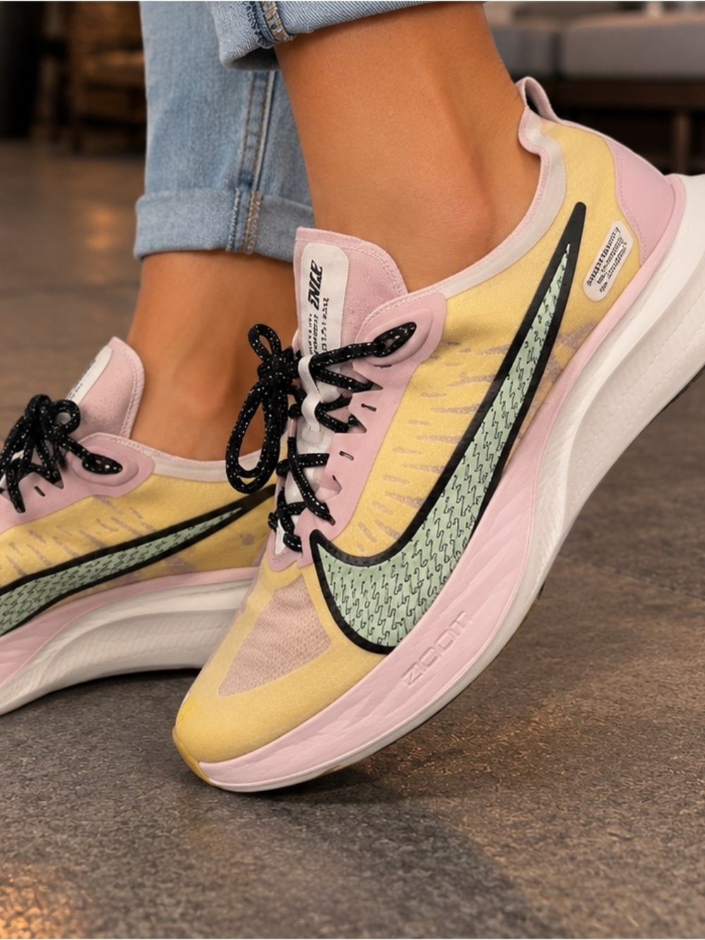 Nike Zoom Gravity Women’s 8.5 Running Shoes Pink Iced Lilac Pistachio BQ3203-102